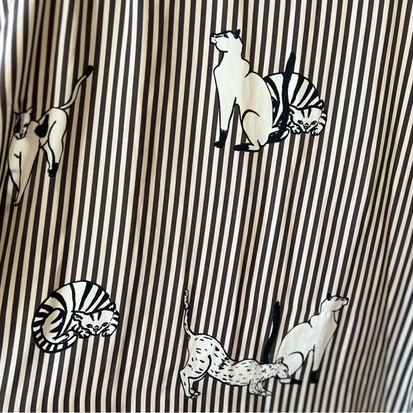 ZARA Cat Print striped button-up/wrap blouse - Picture 8 of 8
